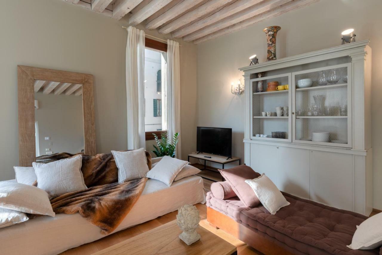 Bridge Of Sighs Luxurious Apartment Venedig Eksteriør billede