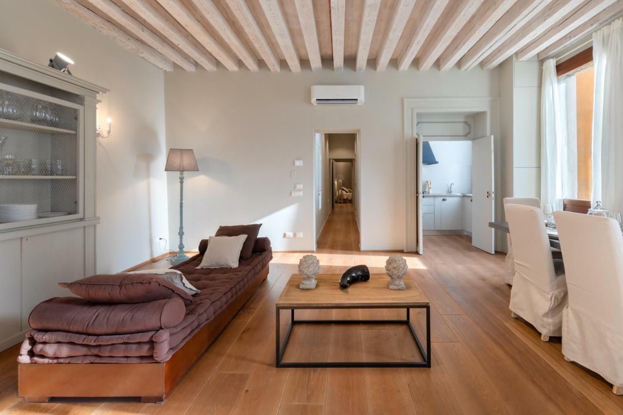 Bridge Of Sighs Luxurious Apartment Venedig Eksteriør billede