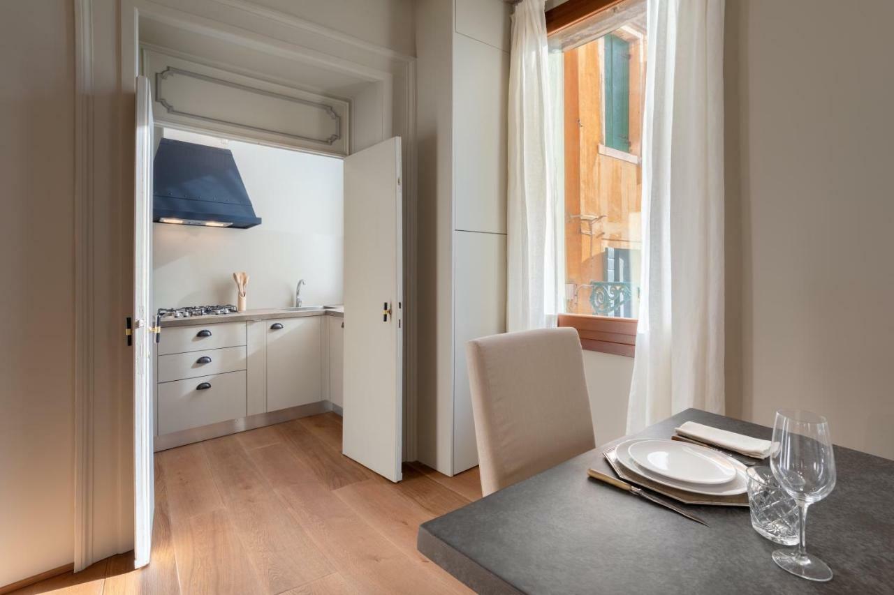 Bridge Of Sighs Luxurious Apartment Venedig Eksteriør billede