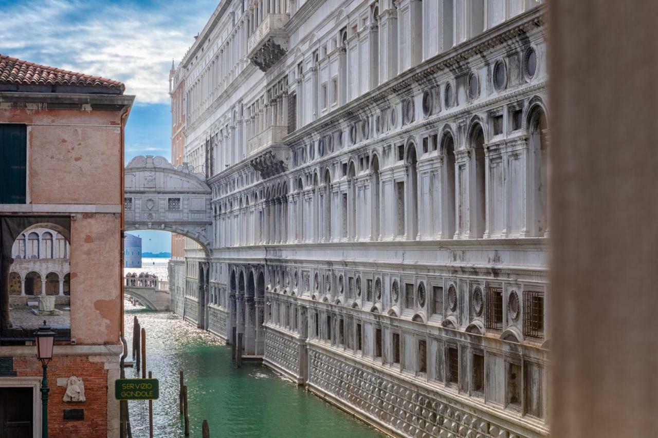 Bridge Of Sighs Luxurious Apartment Venedig Eksteriør billede